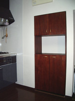 壁面収納タイプの食器棚3